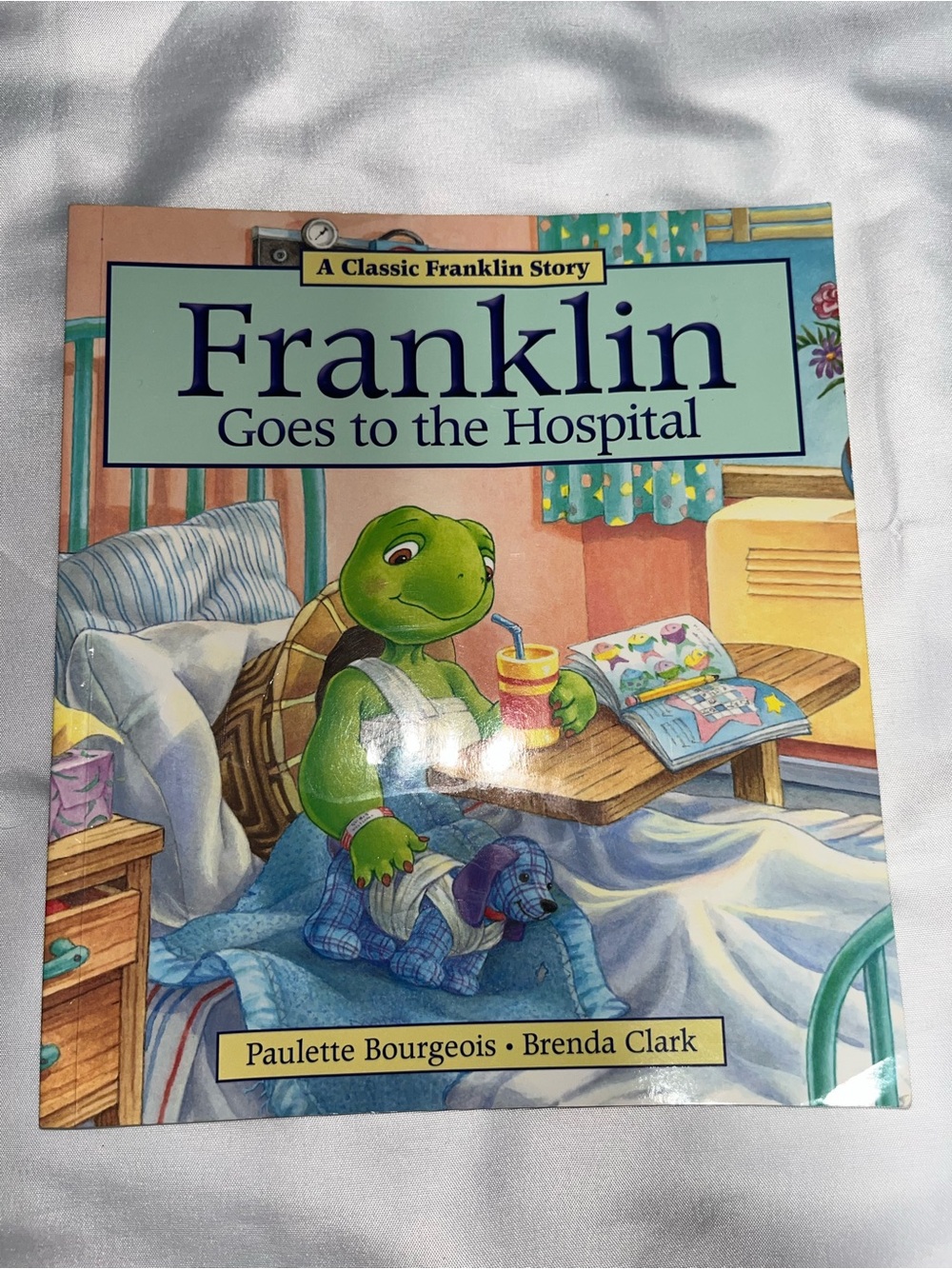 Vintage 2000 Franklin Goes To The Hospital Paulette Bourgeois‎ Paperback Book